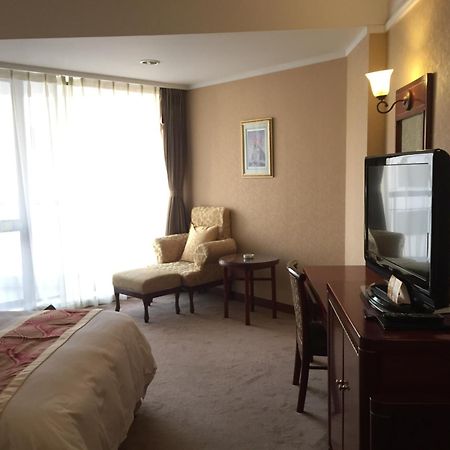 Huiquan Dynasty Hotel Qingdao Dış mekan fotoğraf