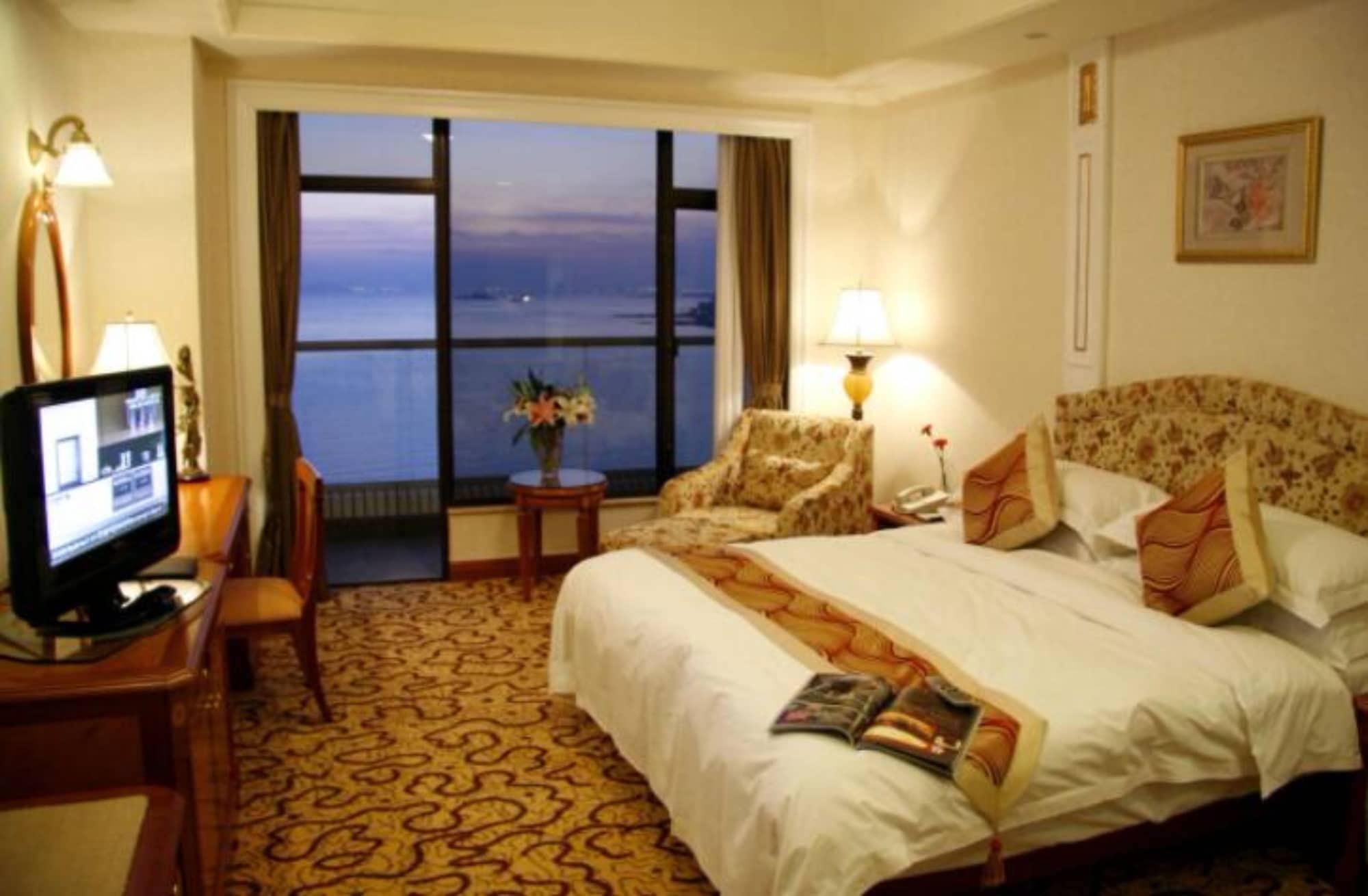 Huiquan Dynasty Hotel Qingdao Dış mekan fotoğraf
