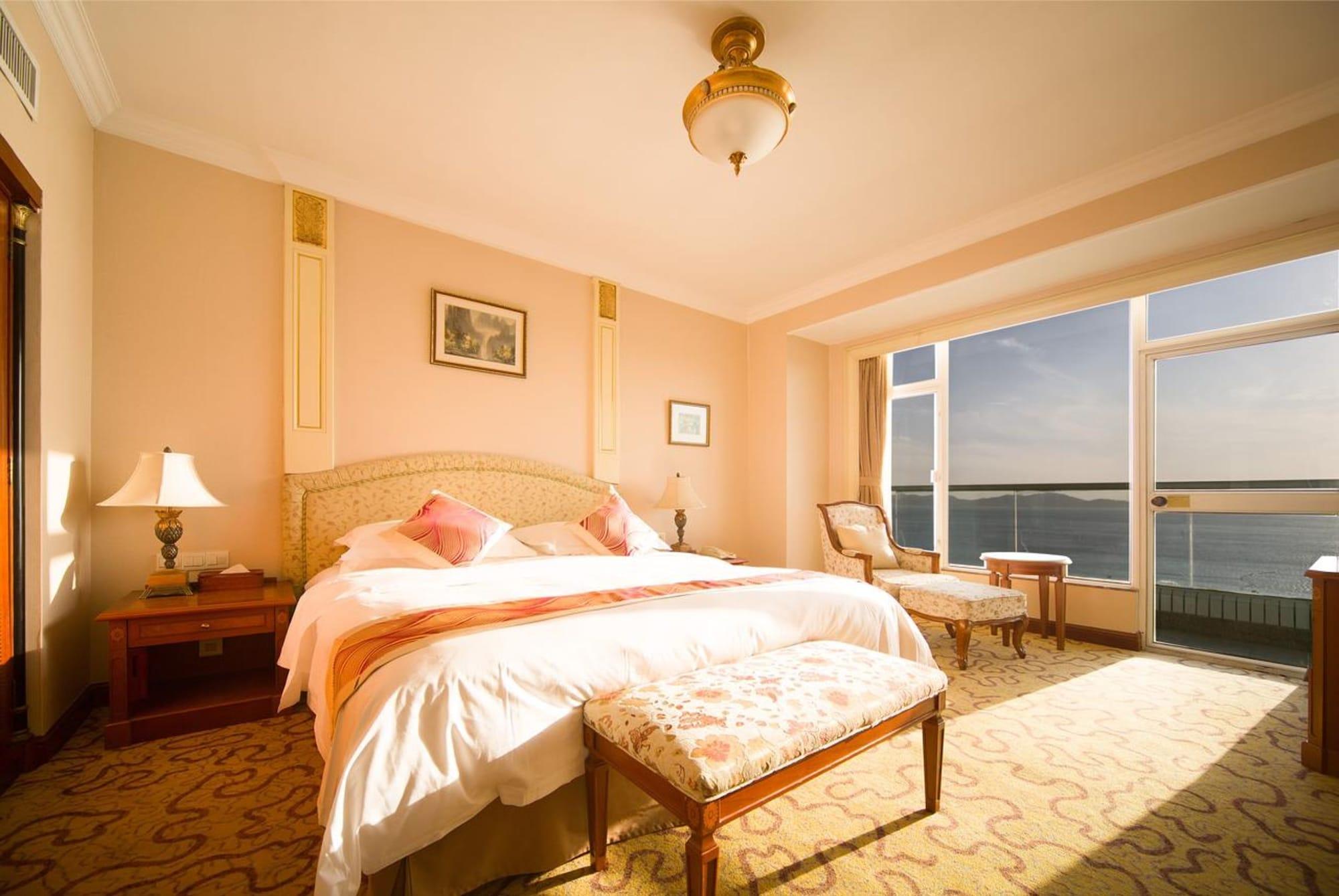 Huiquan Dynasty Hotel Qingdao Dış mekan fotoğraf