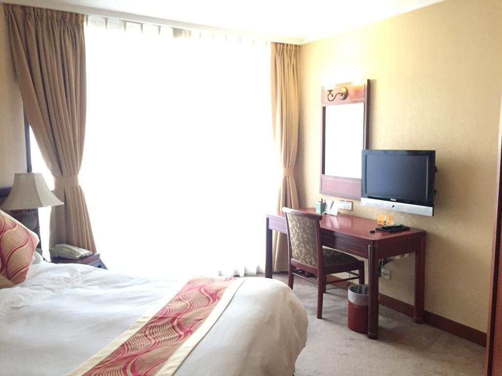 Huiquan Dynasty Hotel Qingdao Dış mekan fotoğraf