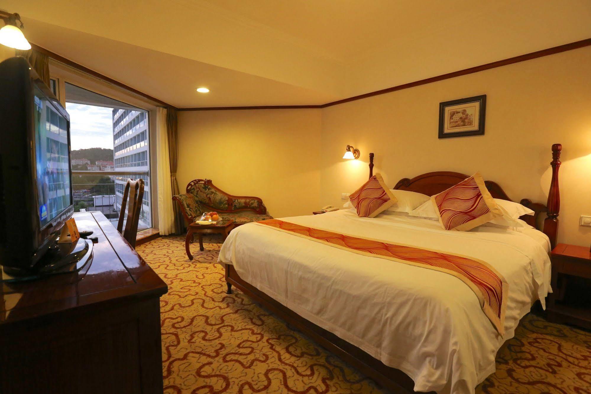 Huiquan Dynasty Hotel Qingdao Dış mekan fotoğraf