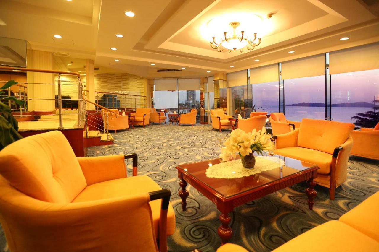 Huiquan Dynasty Hotel Qingdao Dış mekan fotoğraf